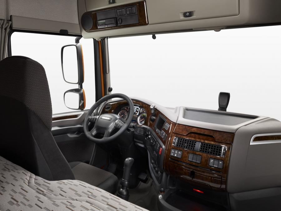  DAF XF 510 4x2 FT Super Space Cab 2013 года  (фото 20 из 25)